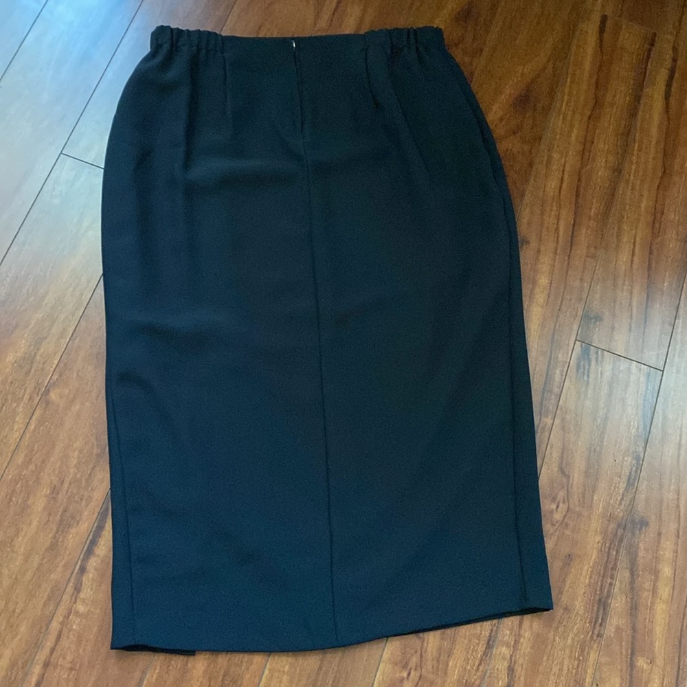 Skirt - Picture 13 of 13